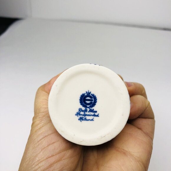 Delft Blue Hand Painted Holland Teapot Shaped Trinket Box Butterfly Clasp Gift - Picture 6 of 7